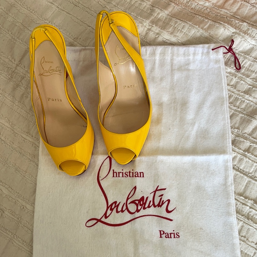 Yellow stiletto Christian Louboutin peep toe heels size 5 35.5